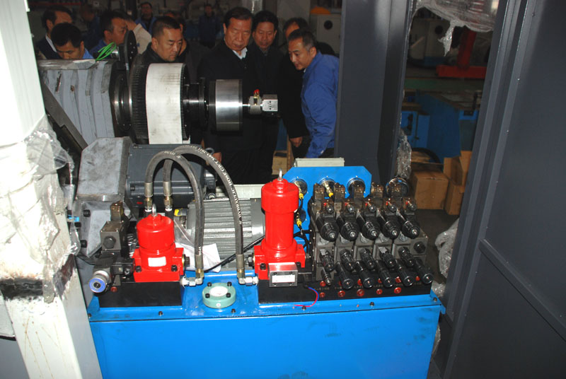 甘肅省政協(xié)來星火機(jī)床公司調(diào)研生產(chǎn)經(jīng)營狀況