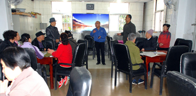 敬老愛老好風(fēng)尚 歡聲笑語度重陽 敬老愛老好風(fēng)尚 歡聲笑語度重陽