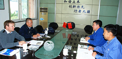 德國客商來星火機(jī)床公司洽談強(qiáng)化合作事宜 德國客商來星火機(jī)床公司洽談強(qiáng)化合作事宜