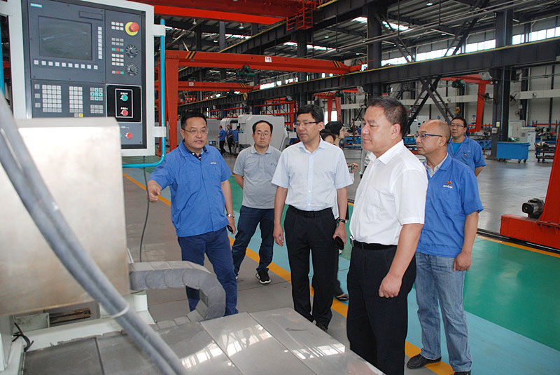 甘肅省發(fā)改委 國資委有關(guān)領(lǐng)導(dǎo)來星火機床公司調(diào)研