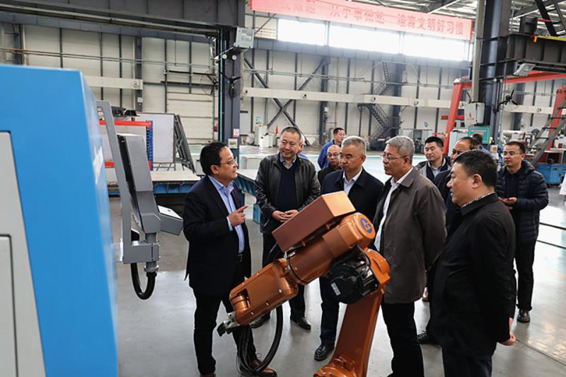 中國一重 上海中核浦原公司領(lǐng)導(dǎo)考察星火機(jī)床 中國一重 上海中核浦原公司領(lǐng)導(dǎo)考察星火機(jī)床