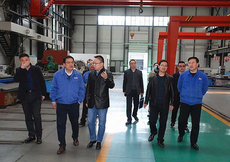 甘肅省工信廳徐亞綱來(lái)星火機(jī)床公司調(diào)研 甘肅省工信廳徐亞綱來(lái)星火機(jī)床公司調(diào)研