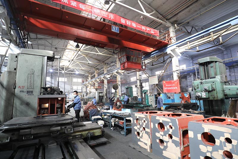 星火機床機械制造公司復(fù)工復(fù)產(chǎn)紀實 星火機床機械制造公司復(fù)工復(fù)產(chǎn)紀實