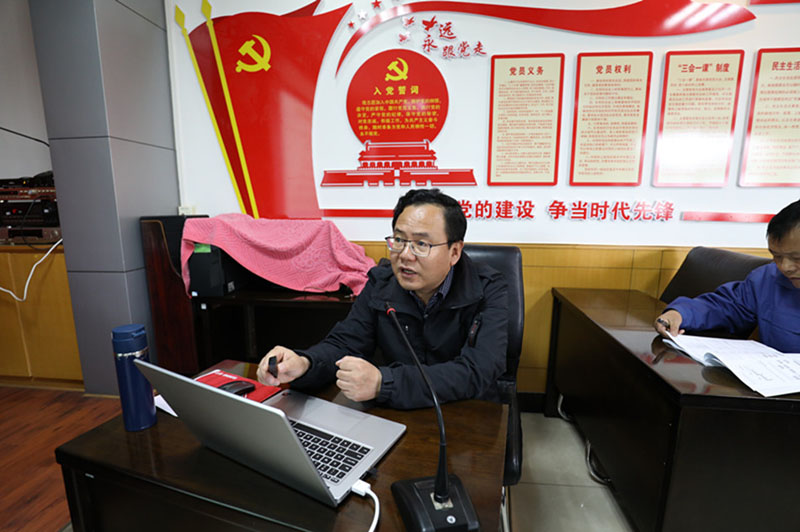 星火機(jī)床公司組織內(nèi)審員參加“三標(biāo)”體系培訓(xùn) 星火機(jī)床公司組織內(nèi)審員參加“三標(biāo)”體系培訓(xùn)