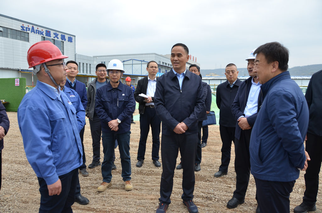 副市長胡志勇調(diào)研星火機床項目建設進展
