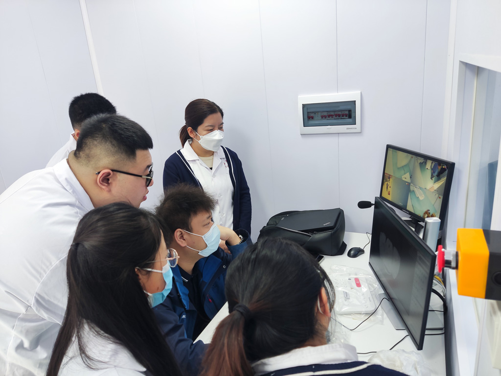 星火醫(yī)院新購置的高端掃描CT機投入使用 星火醫(yī)院新購置的高端掃描CT機投入使用