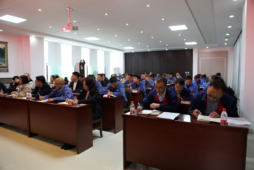 甘肅國投集團學習貫徹黨的二十屆三中全會精神輪訓(xùn)班在星火數(shù)控公司舉行 甘肅國投集團學習貫徹黨的二十屆三中全會精神輪訓(xùn)班在星火數(shù)控公司舉行