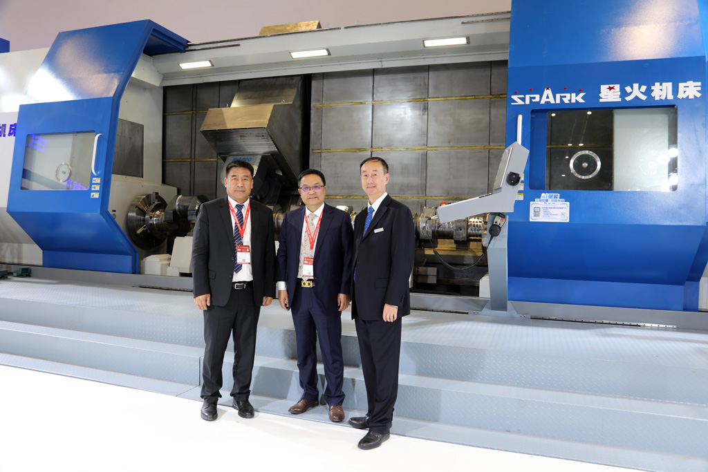 華中數(shù)控王雪松 華中數(shù)控王雪松